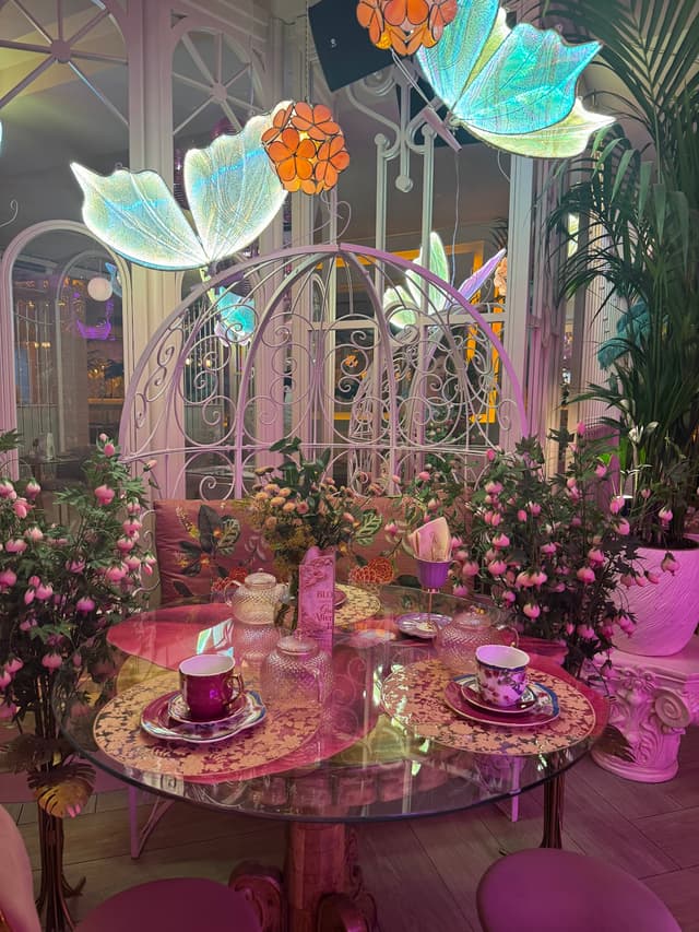 Bloom photo 5