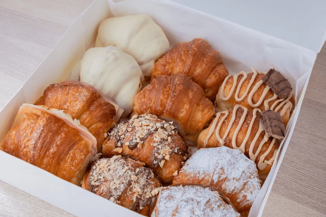 Mezza Morris | Croissant Barcelona photo 2