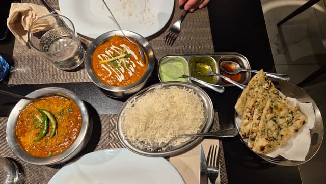 Elaichi Indian Restaurant photo 2