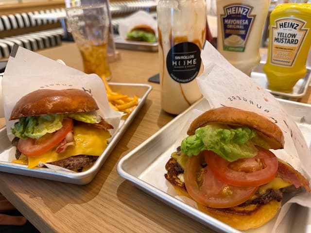 Home Burgers & Shakes photo 3