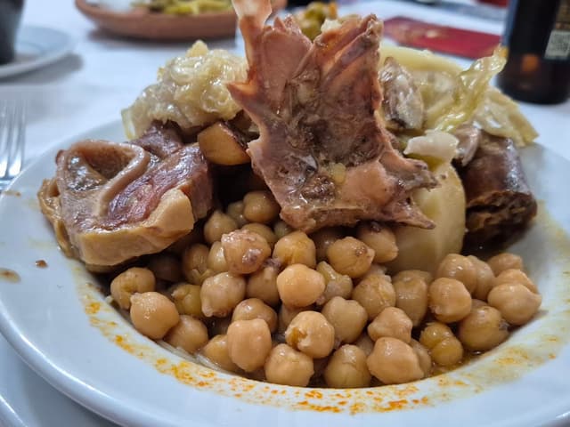 LA BOLA photo 5