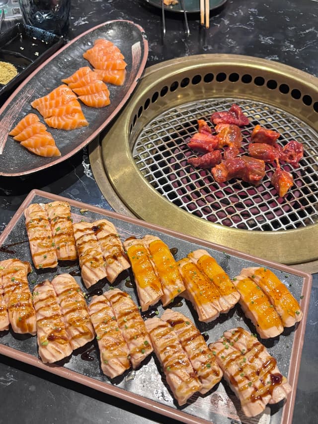 Kaoru barbacoa japonesa & sushi photo 2
