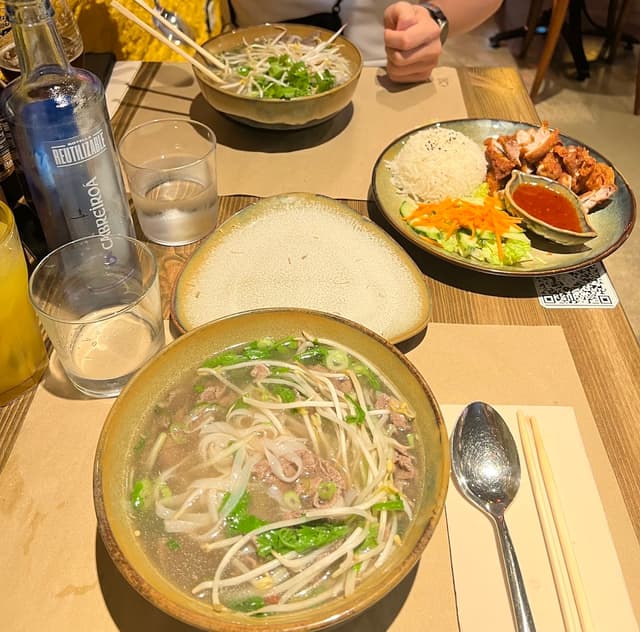 999 Thang Long Restaurante Vietnamita photo 4