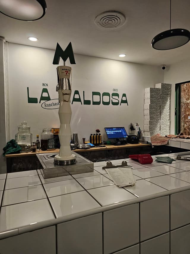 La Baldosa Empanades & Bar photo 5