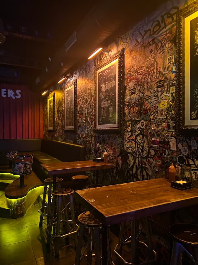 Motor Oil Cocktail Bar & Restaurant photo 4