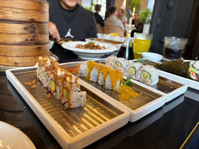 Sushi Saki photo 4