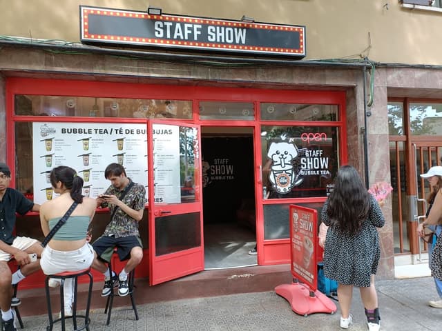 Staff Show Bubble Tea photo 5