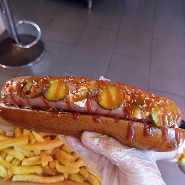 Sip N’ Dog | Hot Dogs Barcelona photo 4